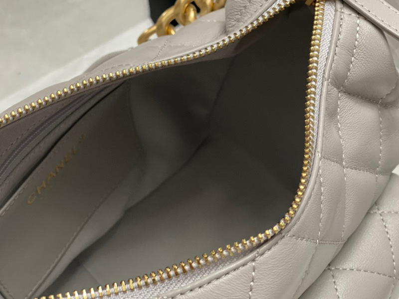 CHANEL 25C Hobo Medium Bag