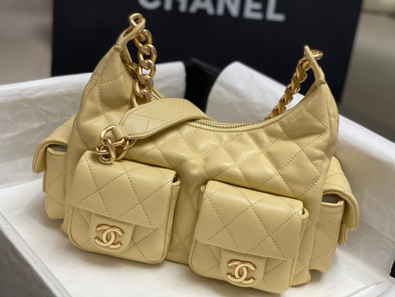 CHANEL 25C Hobo Medium Bag