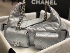 CHANEL 25C Hobo Bag