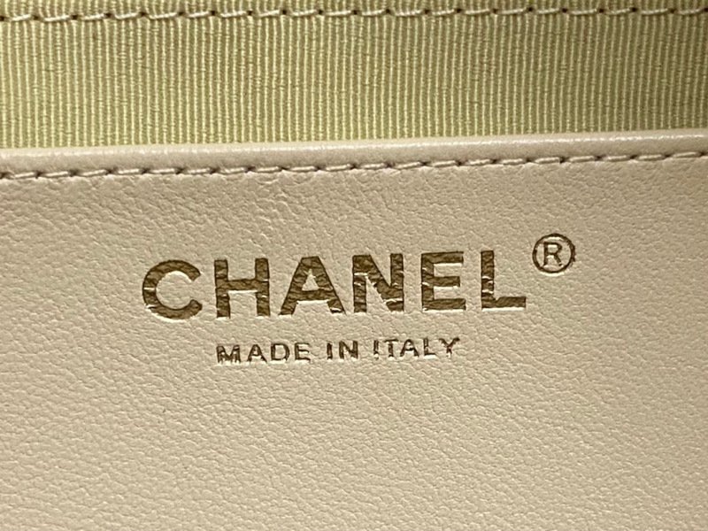 CHANEL 25C Hobo Bag