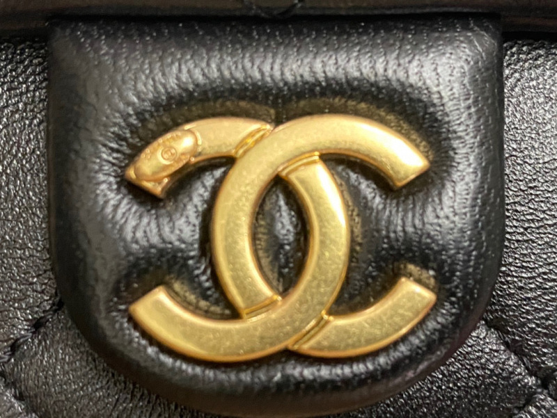 CHANEL 25C Hobo Bag
