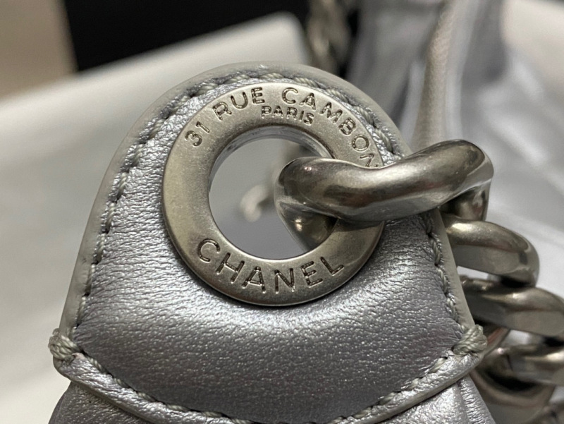 CHANEL 25C Hobo Medium Bag