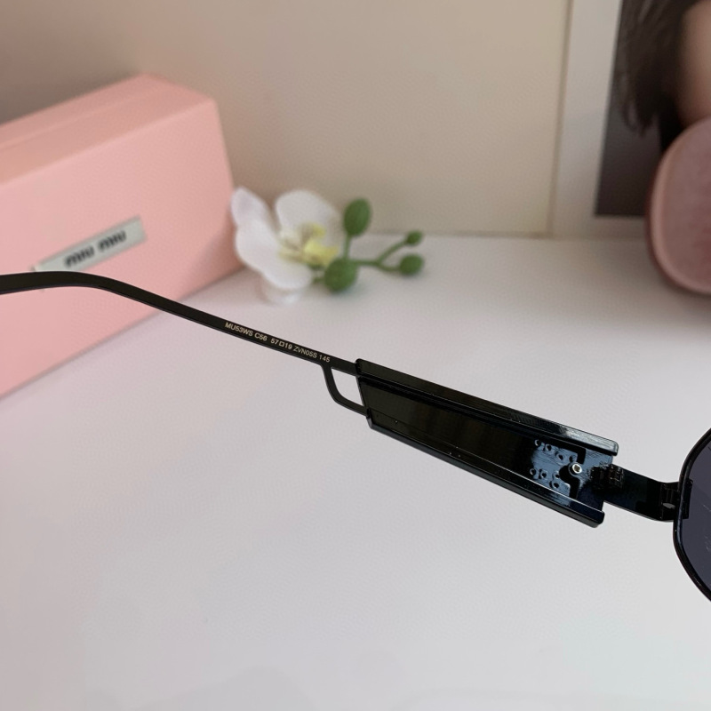 MIUMIU Women's Fashion Sunglasses
