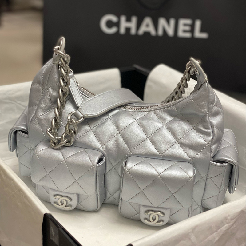 CHANEL 25C Hobo Medium Bag