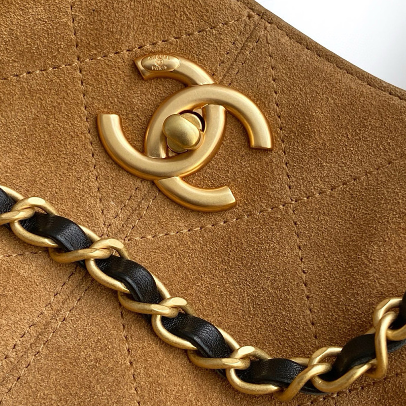 CHANEL SHOPPING BAG