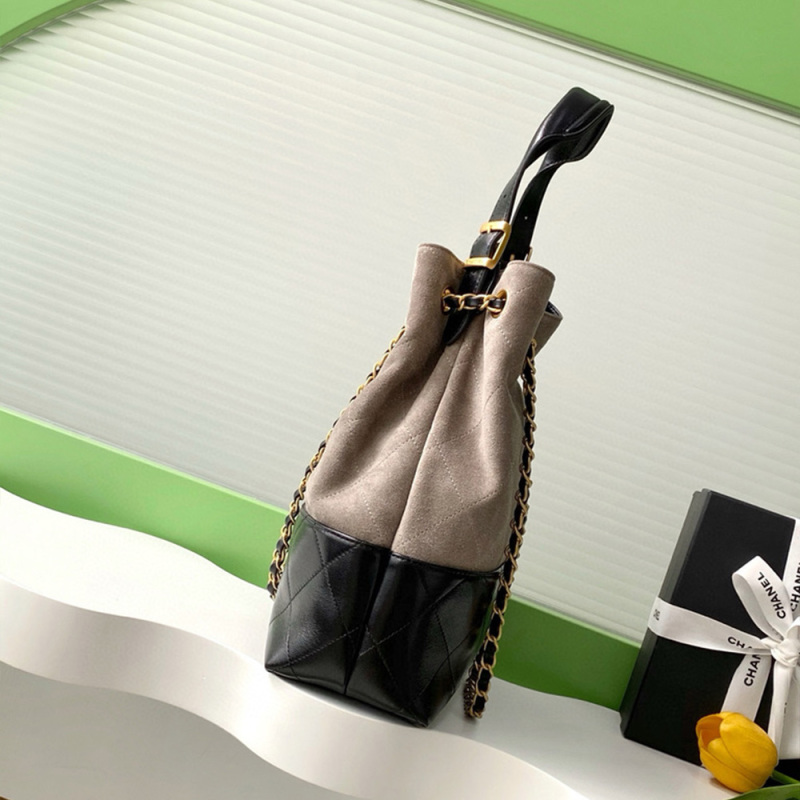 CHANEL SHOPPING BAG