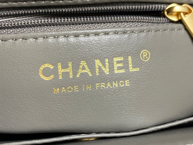 CHANEL 24P Kelly Bag