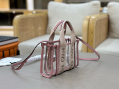 CHLOÉ MINI WOODY TOTE BAG