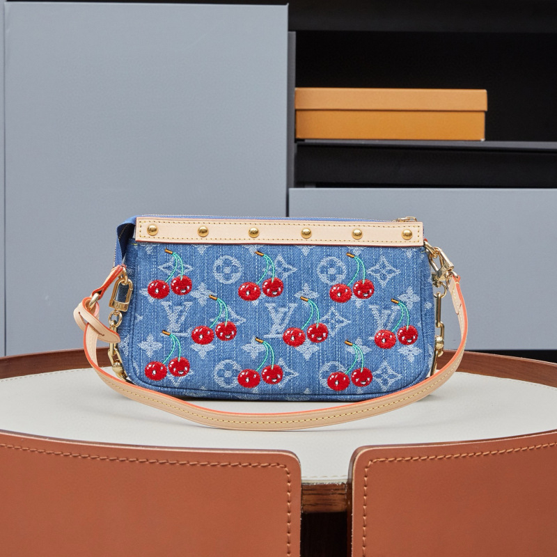 LV x TM Pochette Accessoires