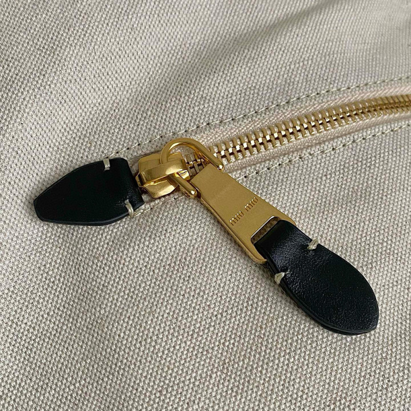 MIU MIU Ivy Leather Bag