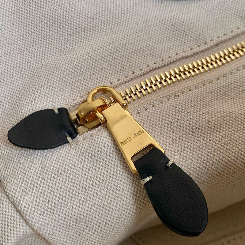 MIU MIU Ivy Leather Bag
