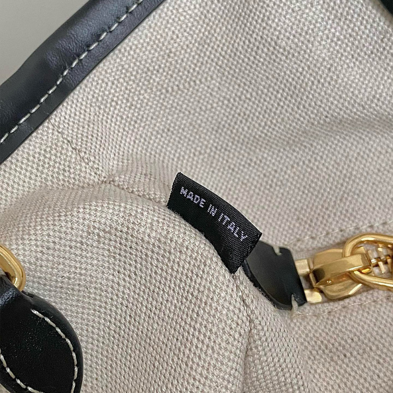 MIU MIU Ivy Leather Bag