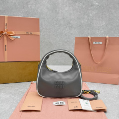 MIU MIU Wander Leather Bag
