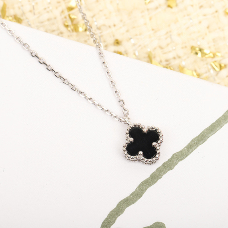 Van Cleef & Arpels Pendant