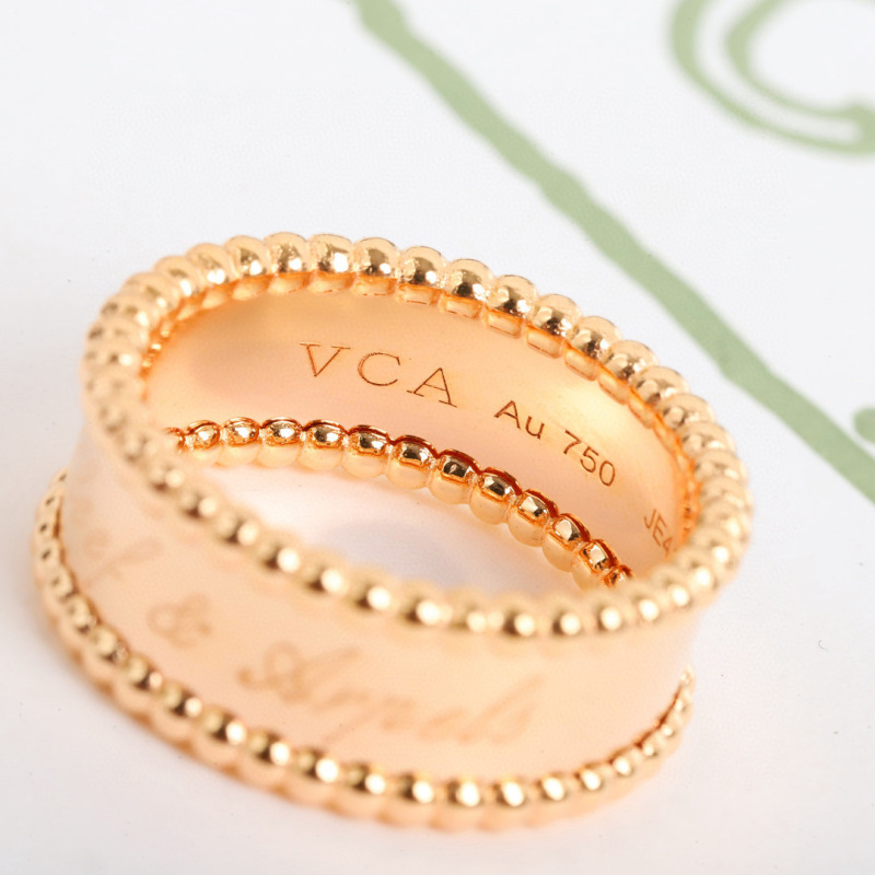 Van Cleef & Arpels Ring