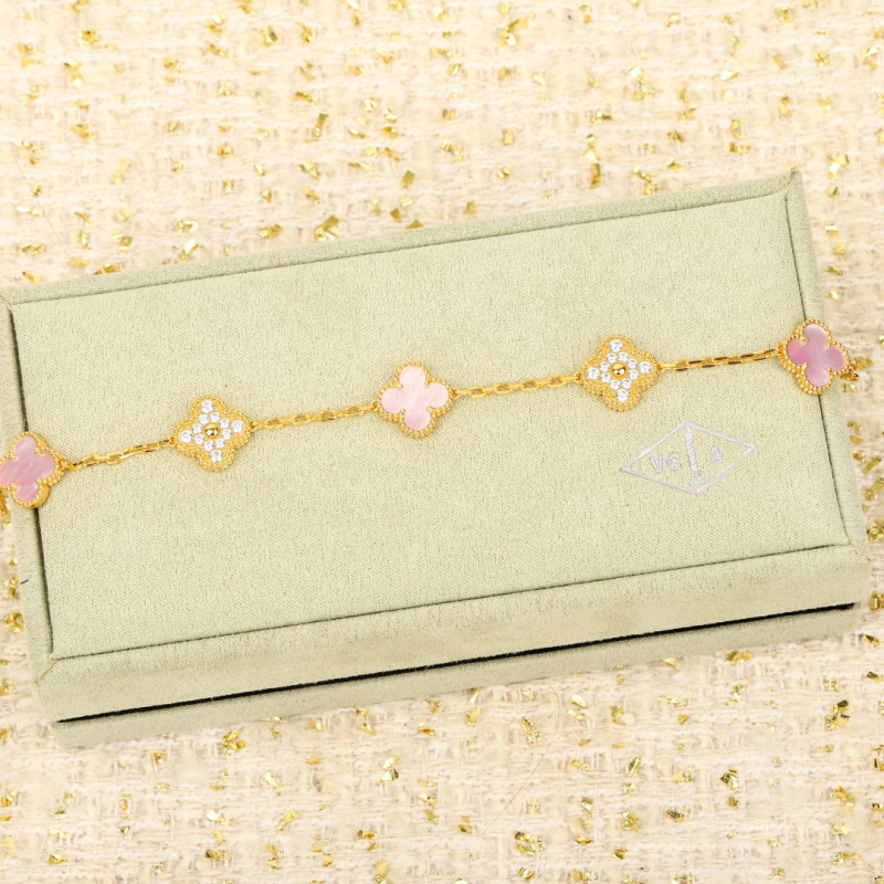 Van Cleef & Arpels Bracelet