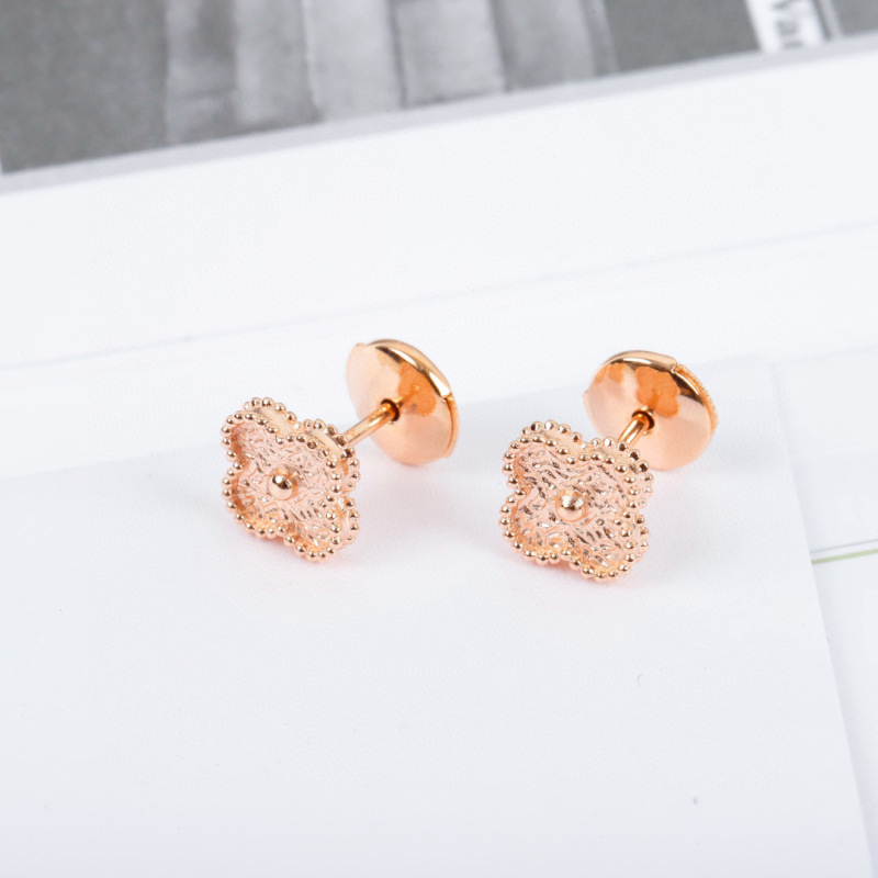 Van Cleef & Arpels Earrings