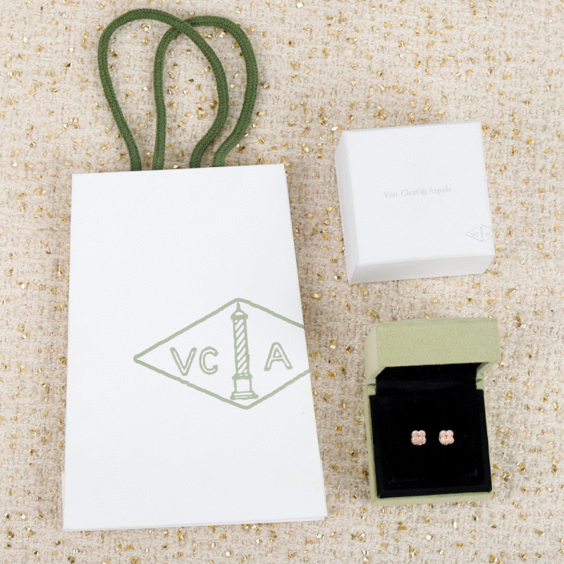 Van Cleef & Arpels Earrings