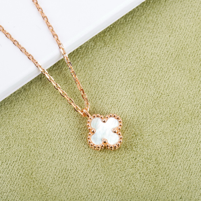 Van Cleef & Arpels Pendant