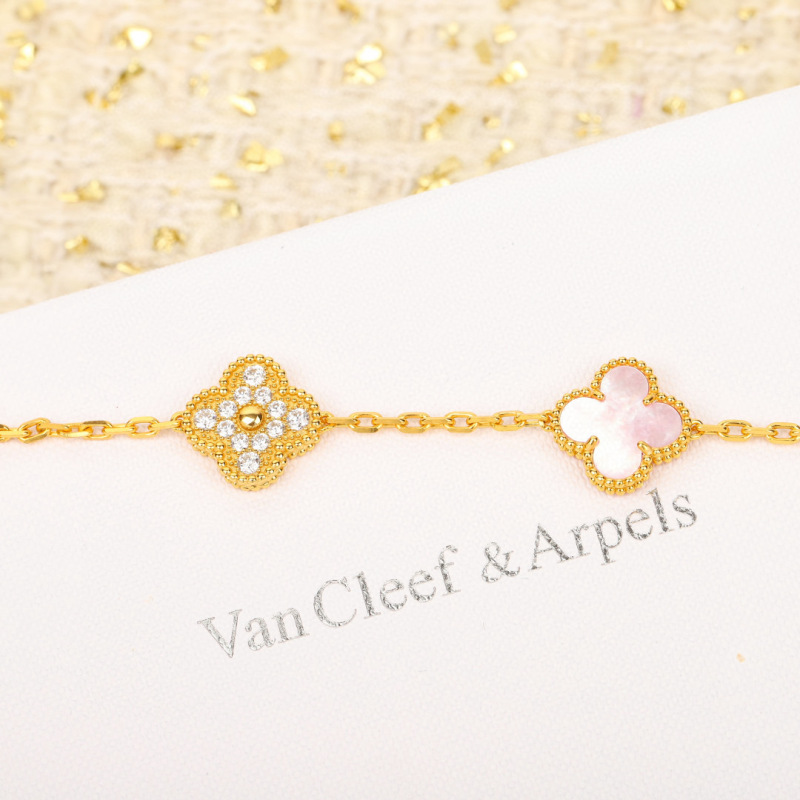 Van Cleef & Arpels Bracelet