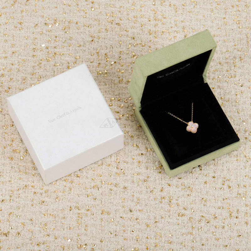 Van Cleef & Arpels Pendant