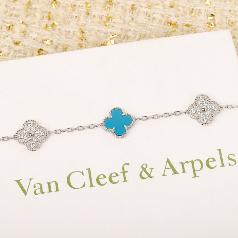 Van Cleef & Arpels Bracelet