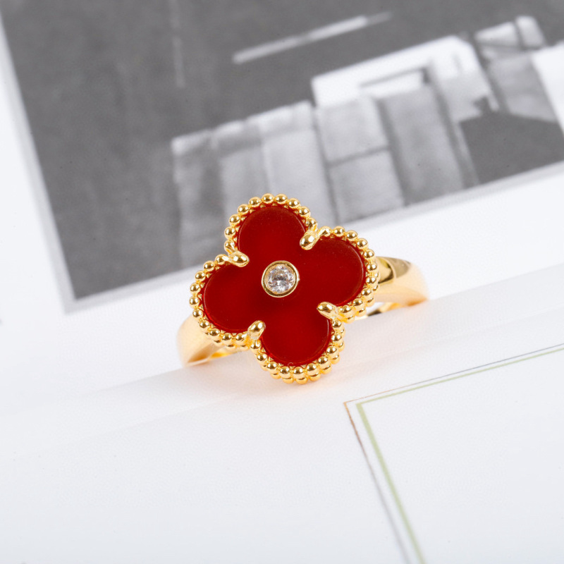 Van Cleef & Arpels Ring