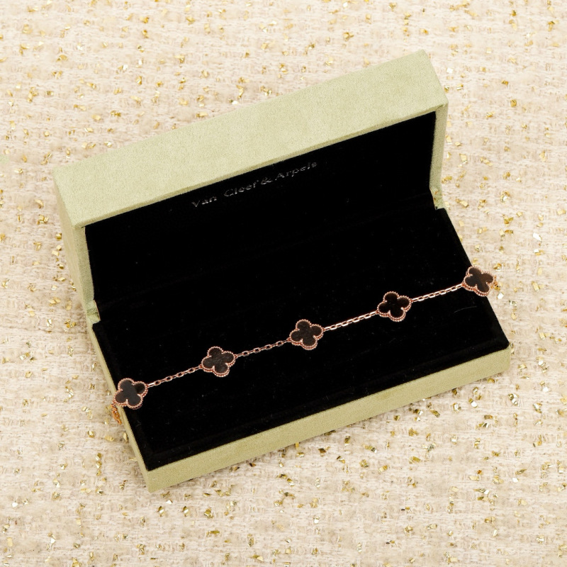 Van Cleef & Arpels Bracelet