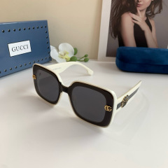 GUCCI Women's Fashion Sunglasses
