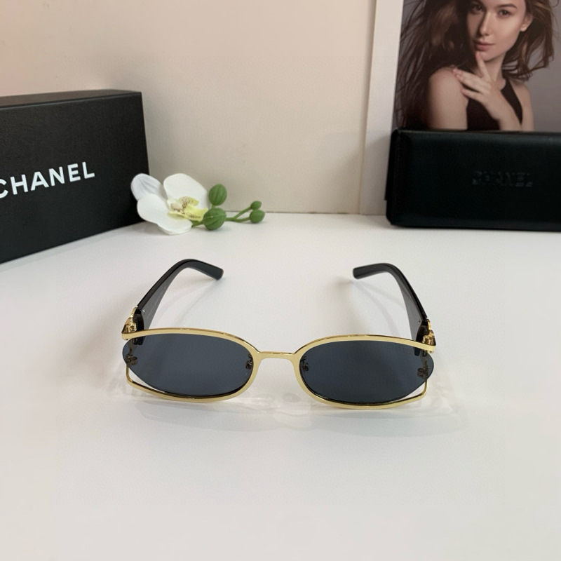 CHANEL Women's Fashion Sunglasses