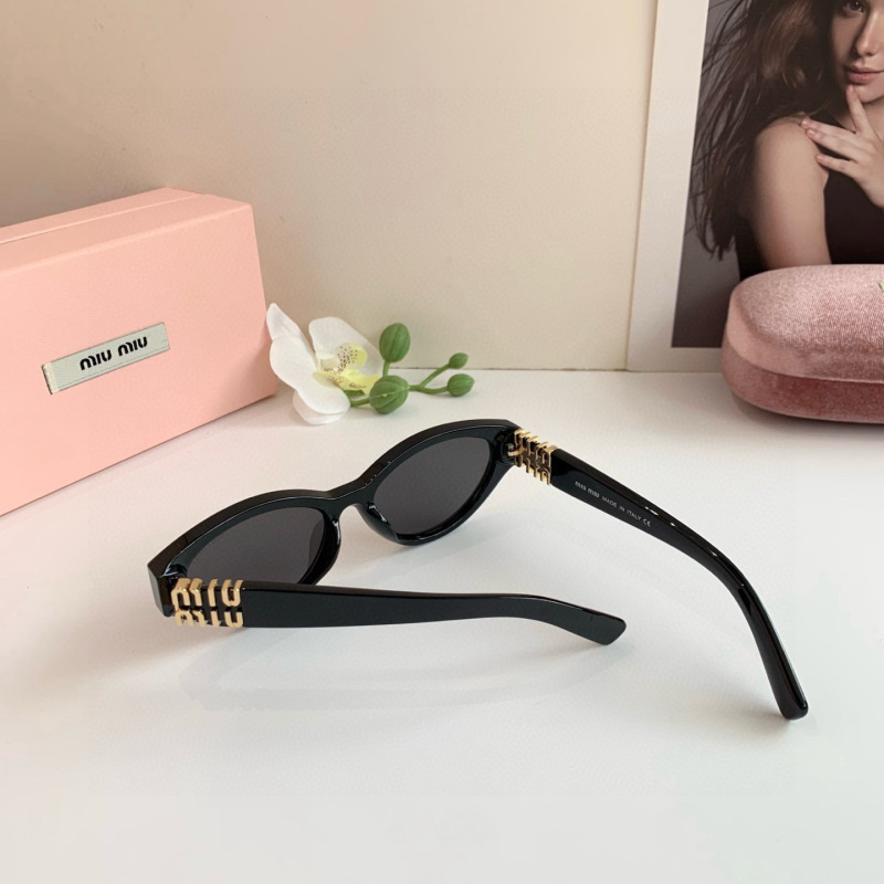 MIUMIU Women's Fashion Sunglasses