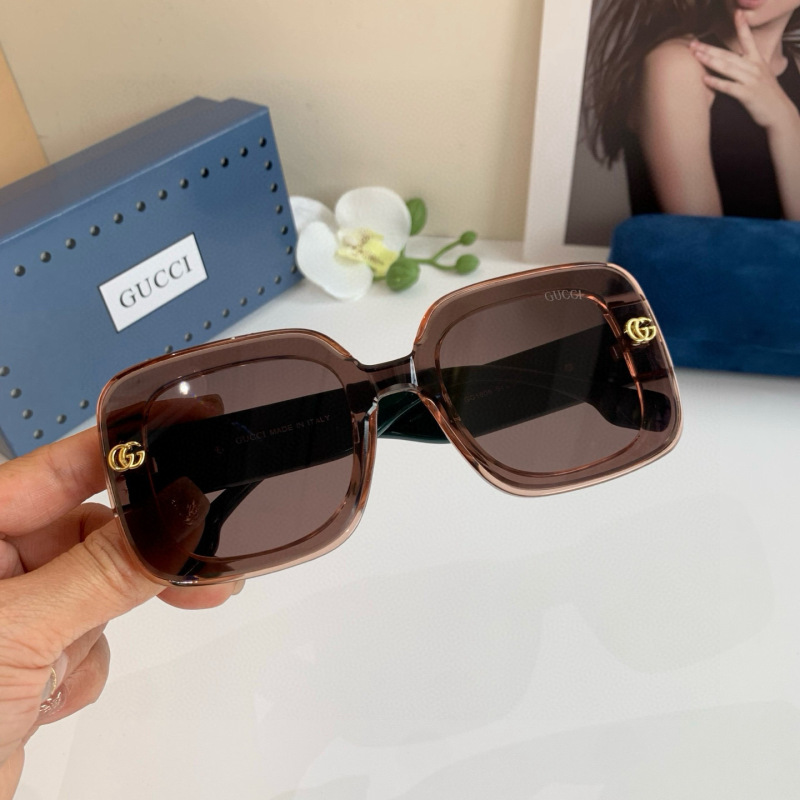 GUCCI Women's Fashion Sunglasses