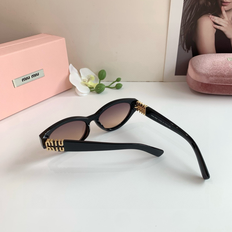 MIUMIU Women's Fashion Sunglasses