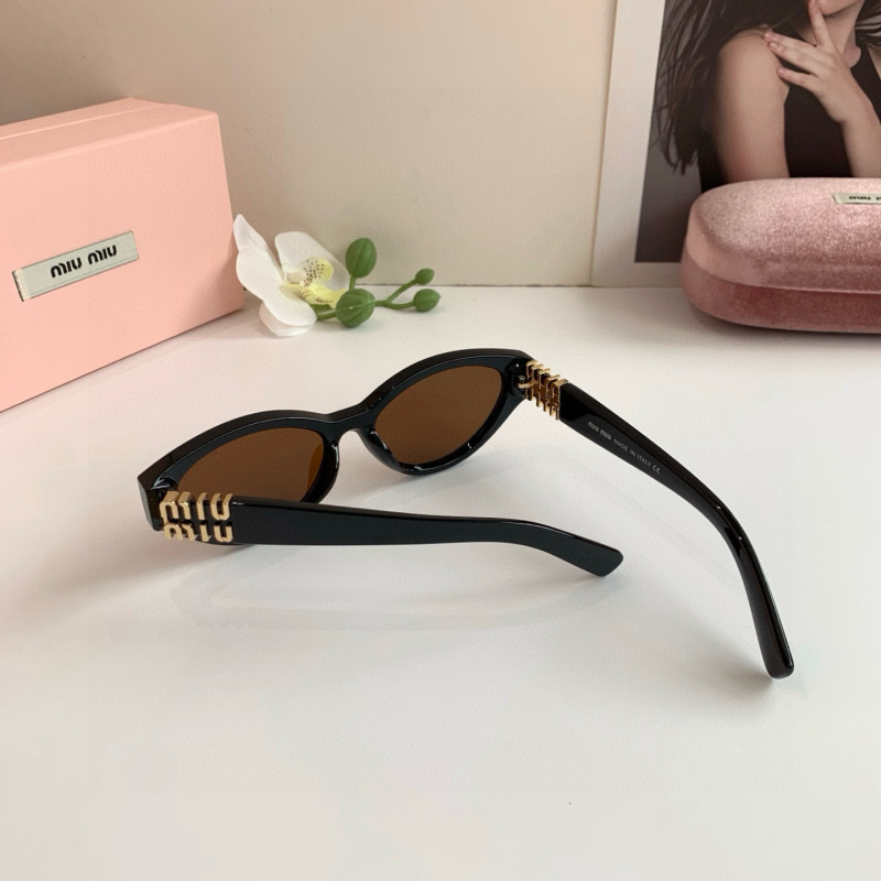 MIUMIU Women's Fashion Sunglasses