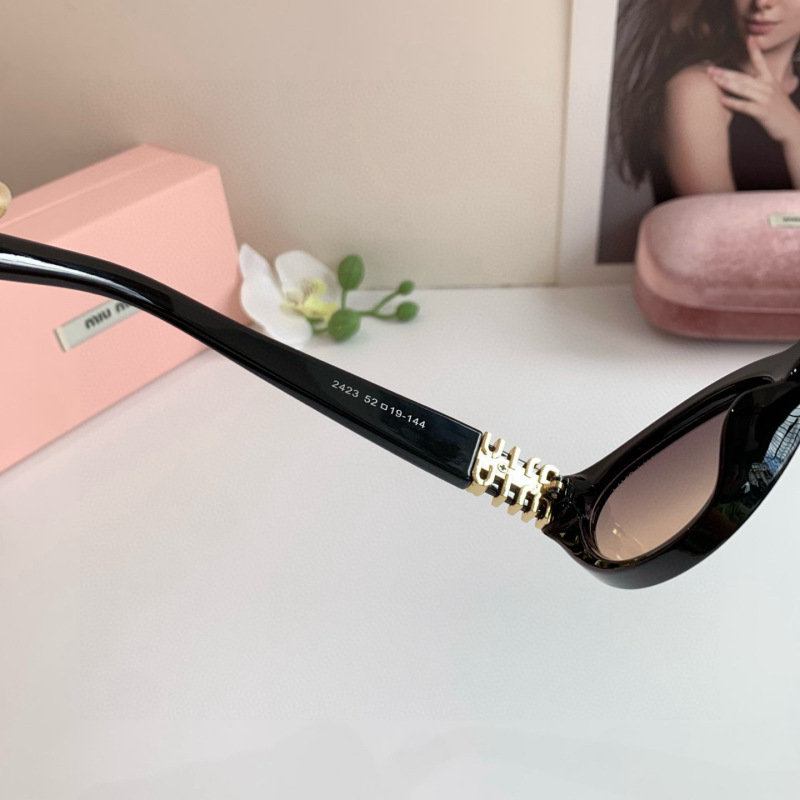 MIUMIU Women's Fashion Sunglasses