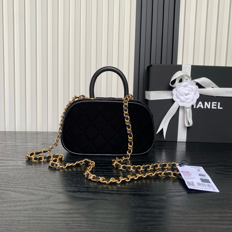 CHANEL 25A Premium Velvet Handbag