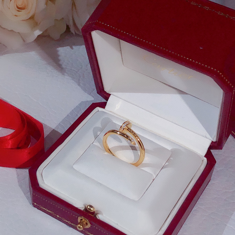 CARTIER Ring