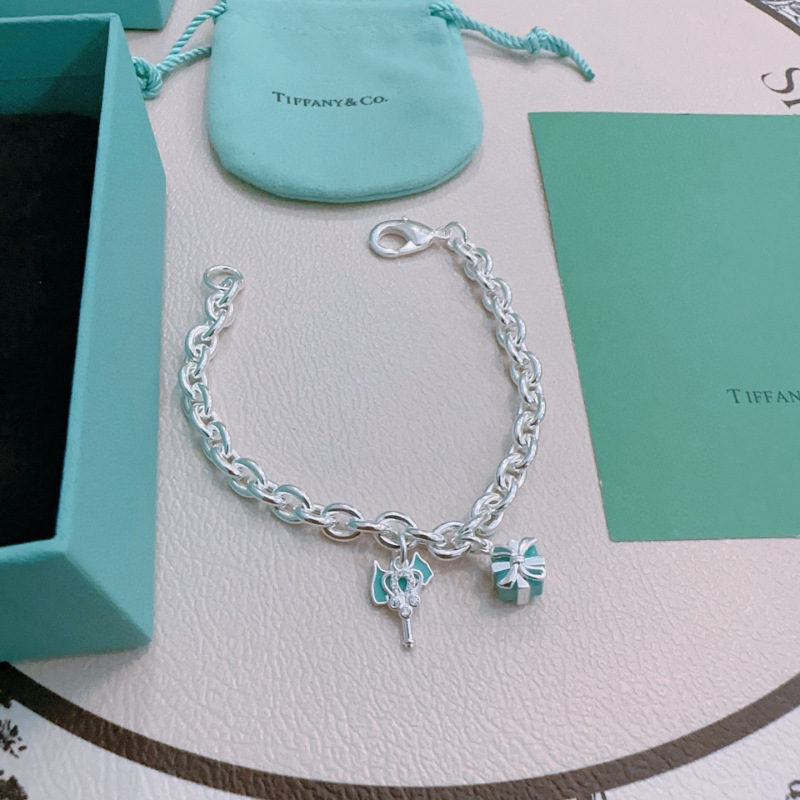 TIFFANY Bracelet
