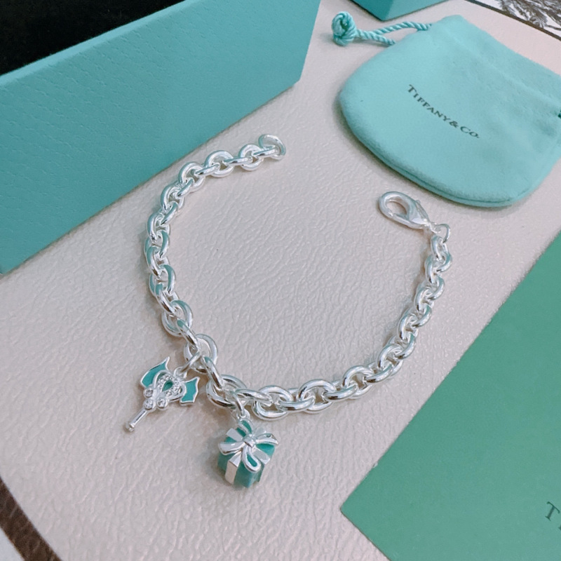 TIFFANY Bracelet