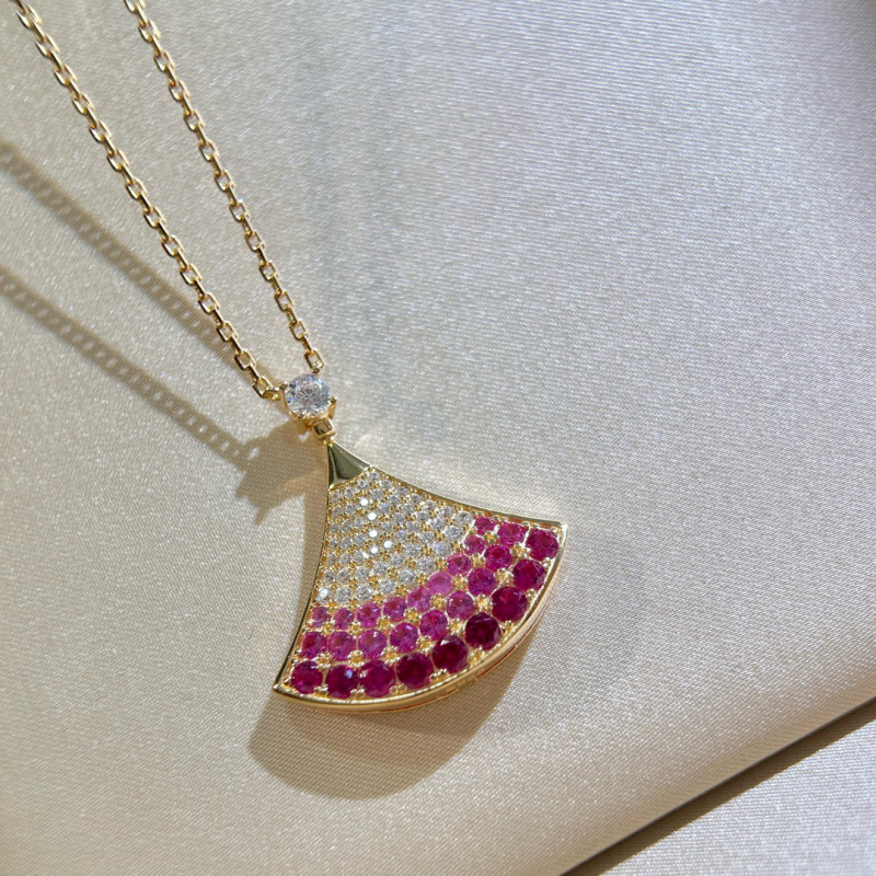 CARTIER Pendant