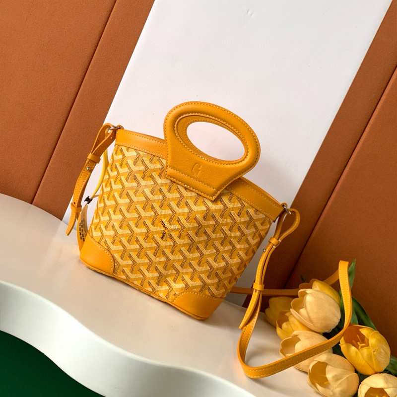 Goyard Beluga Mini Bag