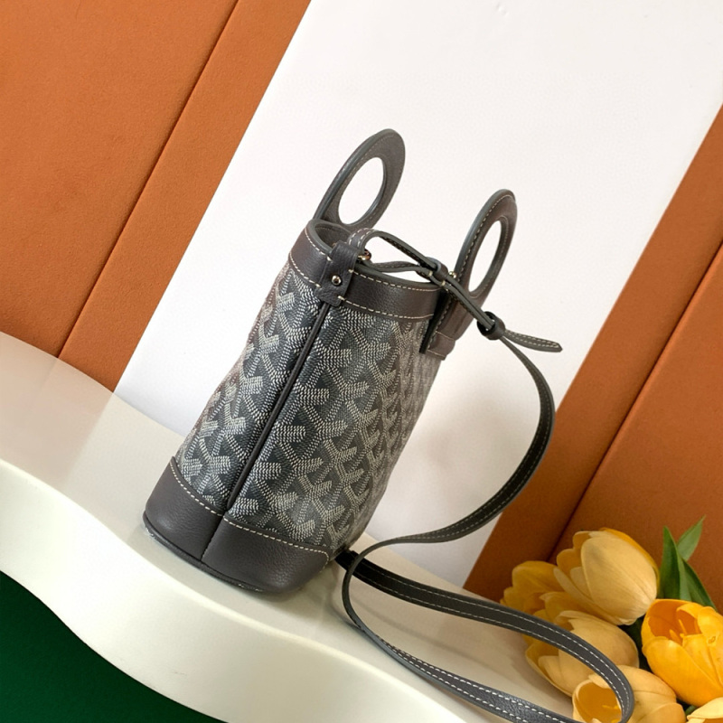Goyard Beluga Mini Bag