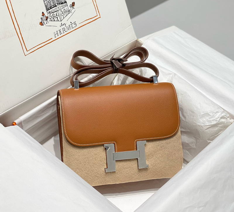 HERMES Constance 24 Crossbody Bag