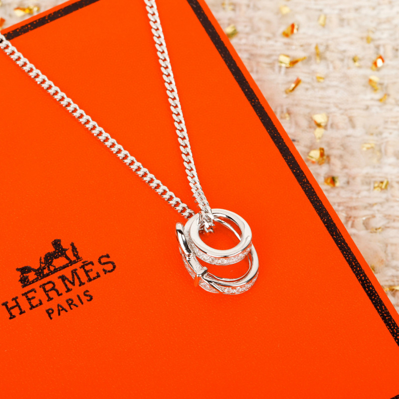 Hermes Pendant