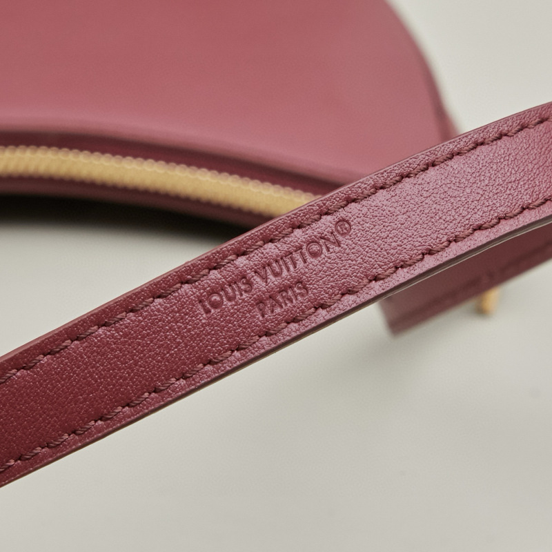 LV Pochette LV Bloom Bag
