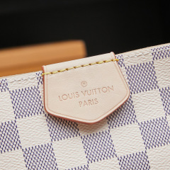 LV Graceful MM Bag