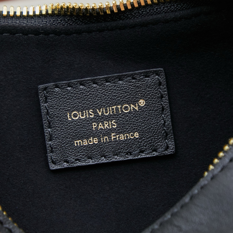 LV Pochette LV Bloom Bag