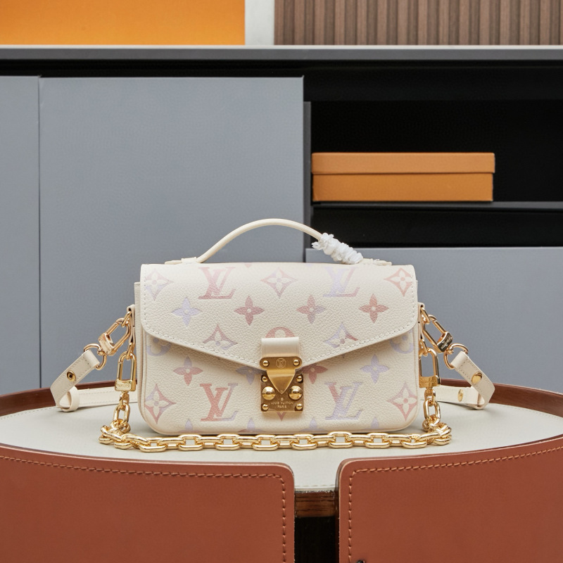 LV Pochette Métis East West Bag