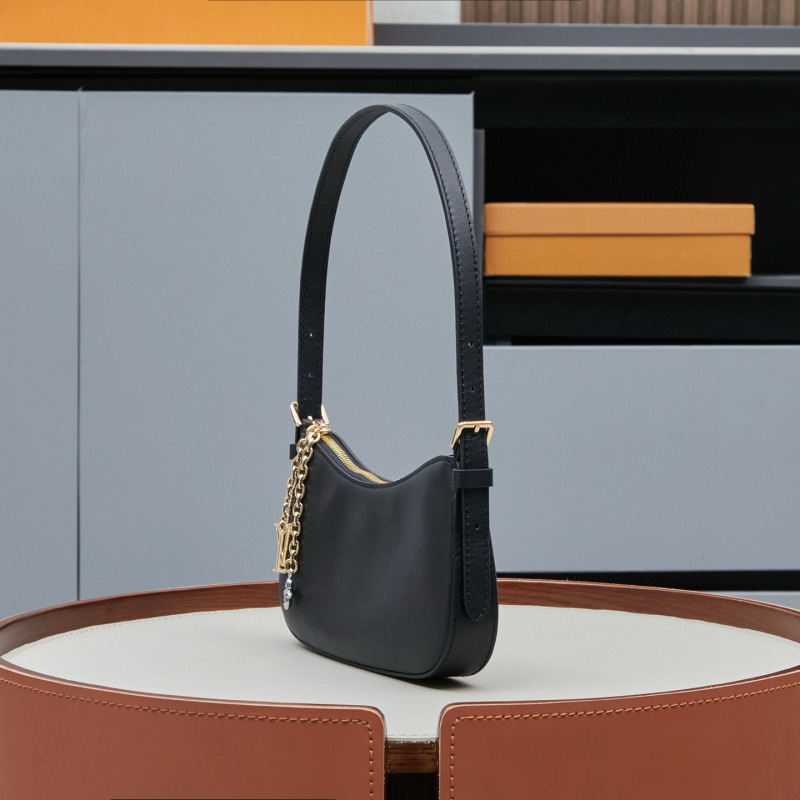 LV Pochette LV Bloom Bag