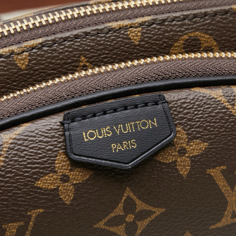 LV Keepit bumbag